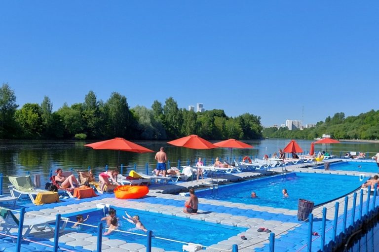 Places For Swimming in Ottawa (2024 Local’s Guide)